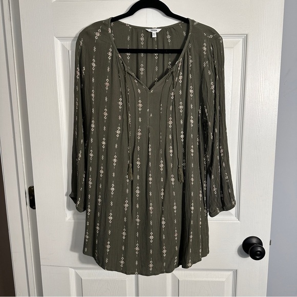 Sonoma sz L tunic top, green/white, crinkle fabric, v-neck, fall, casual - Picture 1 of 9